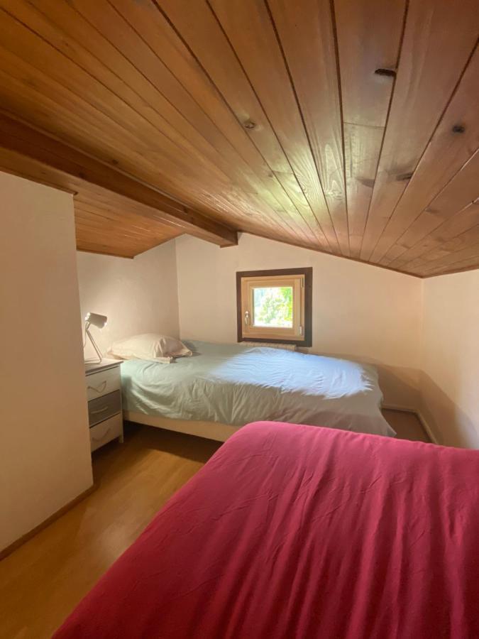 Logement Mansarde Dans Maison Avec Jardin En Bord De Piste, Vue Montagne Les Houches Exterior foto